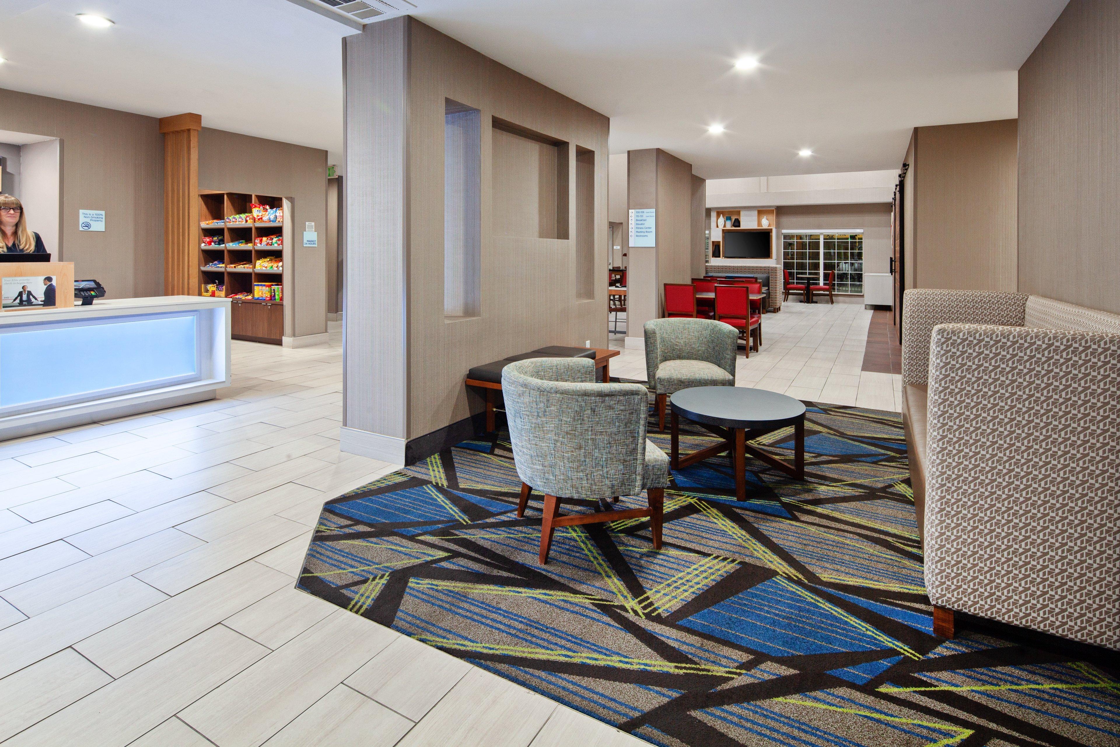 Holiday Inn Express & Suites - Tulare By Ihg Extérieur photo
